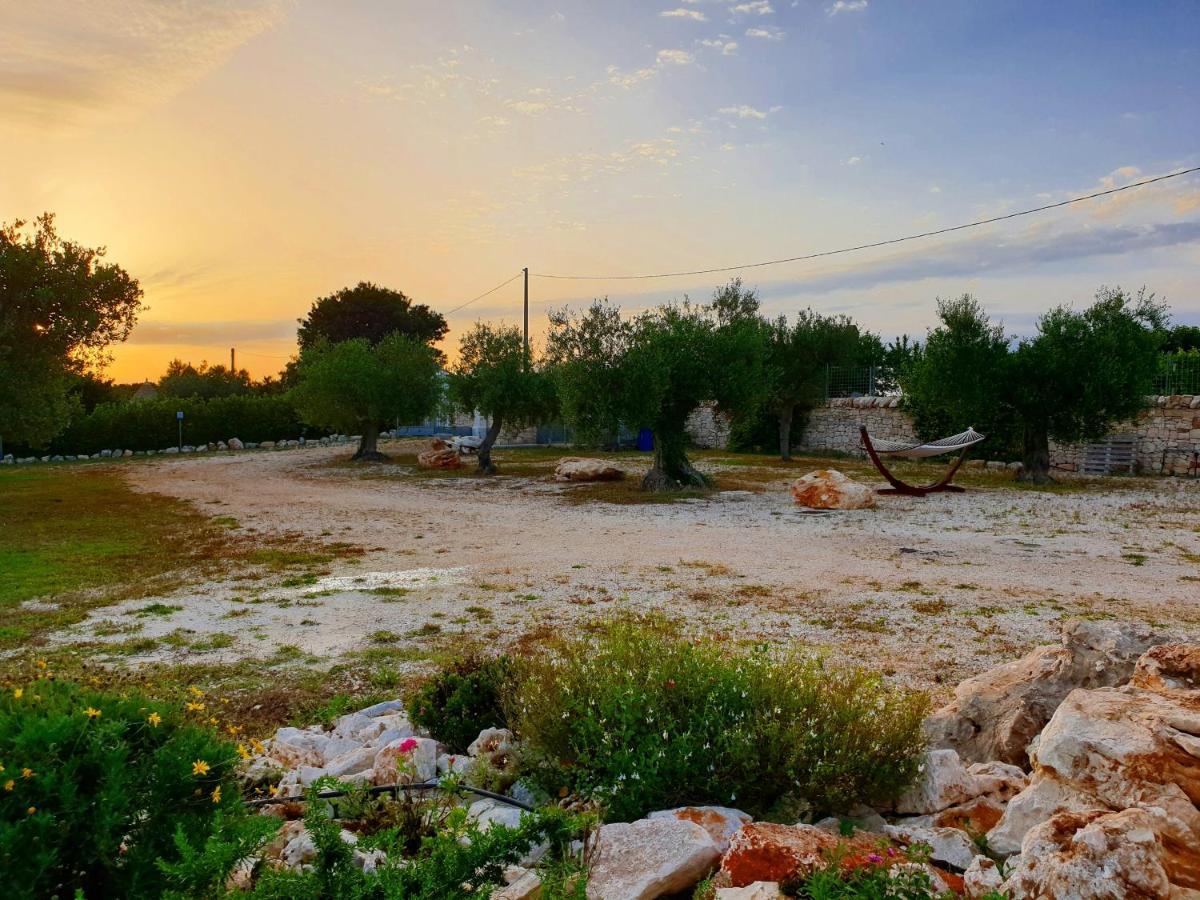 Вілла Trulli Pax Animi Мартіна-Франка Екстер'єр фото