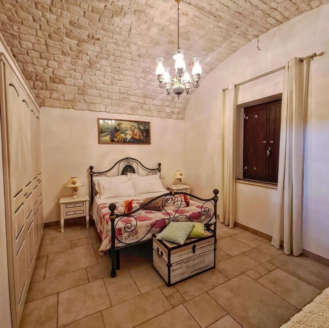 Вілла Trulli Pax Animi Мартіна-Франка Екстер'єр фото