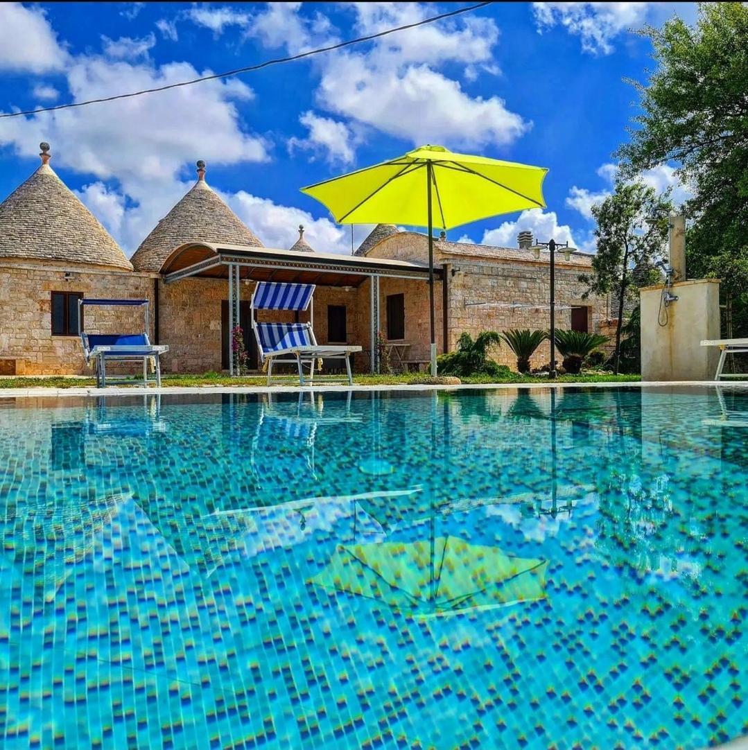 Вілла Trulli Pax Animi Мартіна-Франка Екстер'єр фото